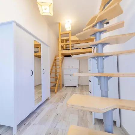 Souper Downtown-király Street Apartman *