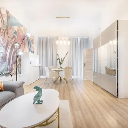 Souper Downtown-kiraly Street Appartamento Budapest