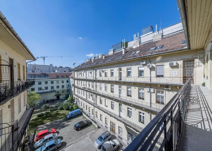 Souper Downtown-kiraly Street Appartement Budapest