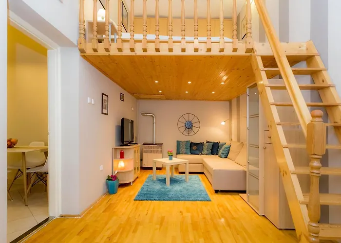 Souper Downtown-kiraly Street Appartement